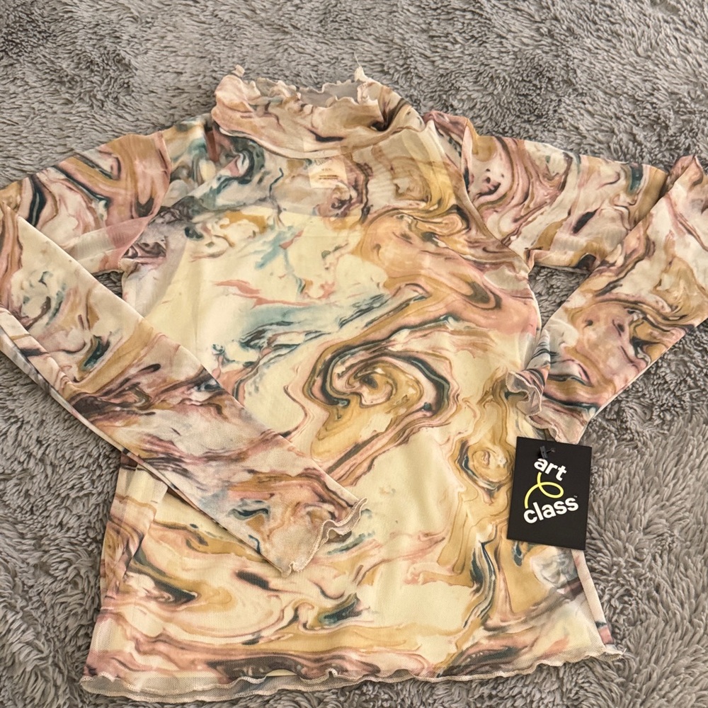 NWT-Art Class Long Sleeve Top